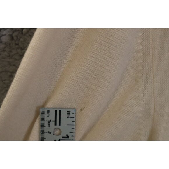 Neiman Marcus Cashmere Collection Women's Beige Button-Up Cardigan Sweater Size - Picture 8 of 10